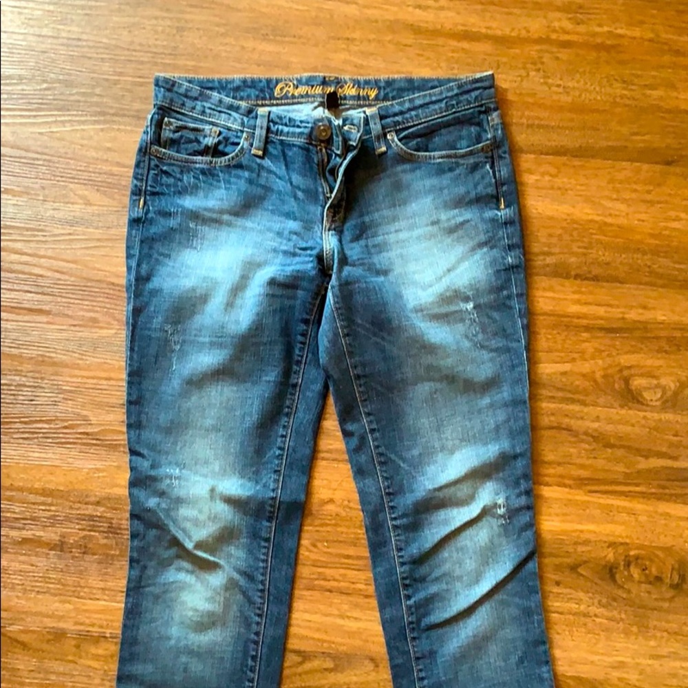 Women’s Gap skinny jeans